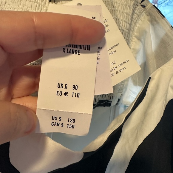 Abercrombie & Fitch Black and White Maxi Dress - Picture 9 of 14